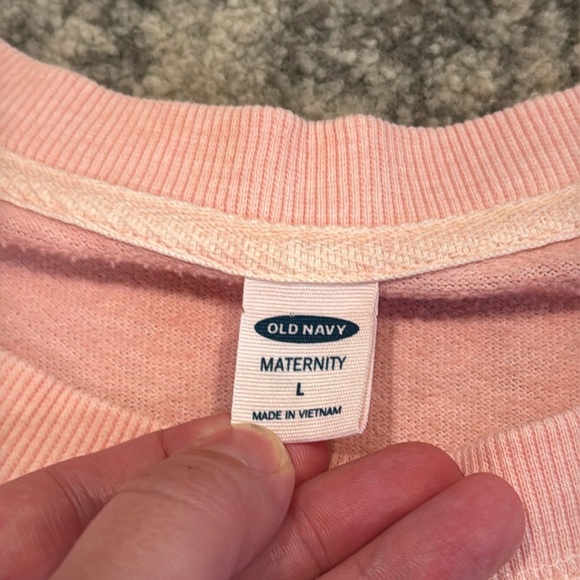 Old Navy Maternity Vintage Nursing Sweatshirt in Sweet Dahlia - Picture 4 of 9